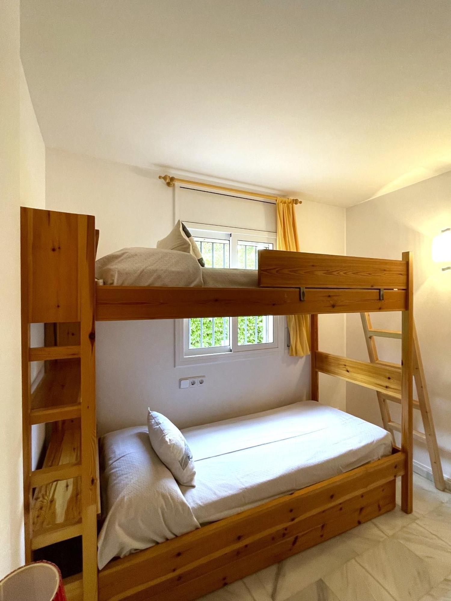 Apartament Les Tonyines Лянса Екстер'єр фото